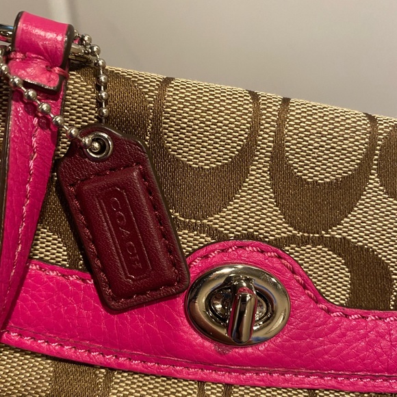 Coach wallet crossbody purse - Picture 7 of 11